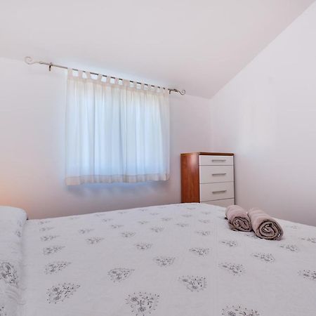 Beautiful Apartments Ksenija 말리로시니 외부 사진